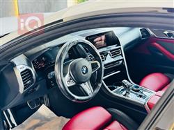 بی ئێم دەبڵیو 8 سیریەس